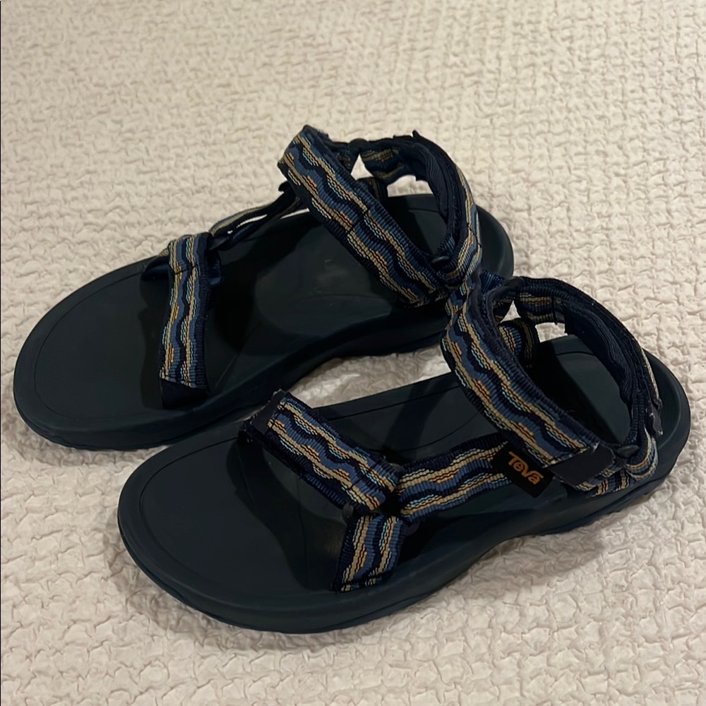 Teva Hurricane XLT2 Sandals Kids' size 1